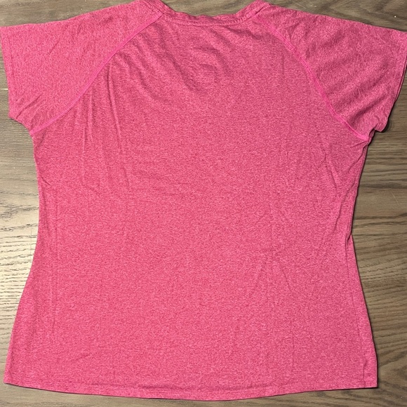 The North Face Women's Reaxion Amp V-Neck T-Shirt x TWO - Picture 11 of 13